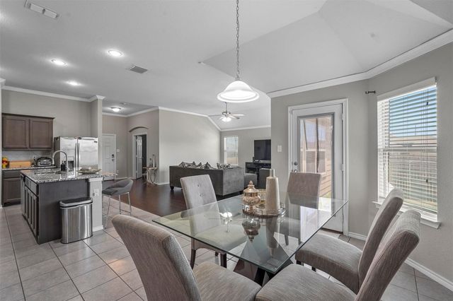 1948 Day Break Drive, Lancaster, TX 75146