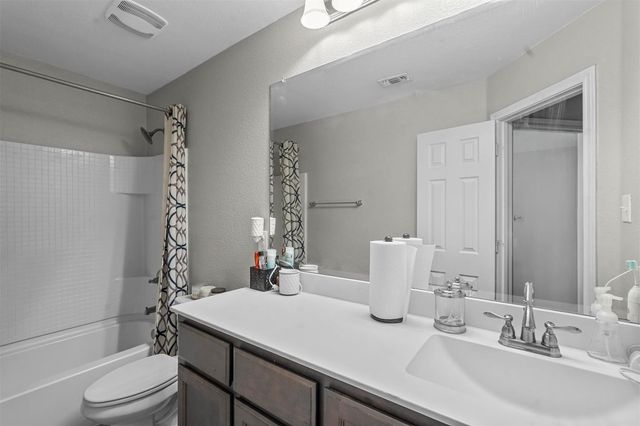 1948 Day Break Drive, Lancaster, TX 75146