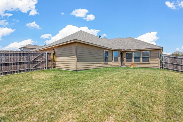 1948 Day Break Drive, Lancaster, TX 75146