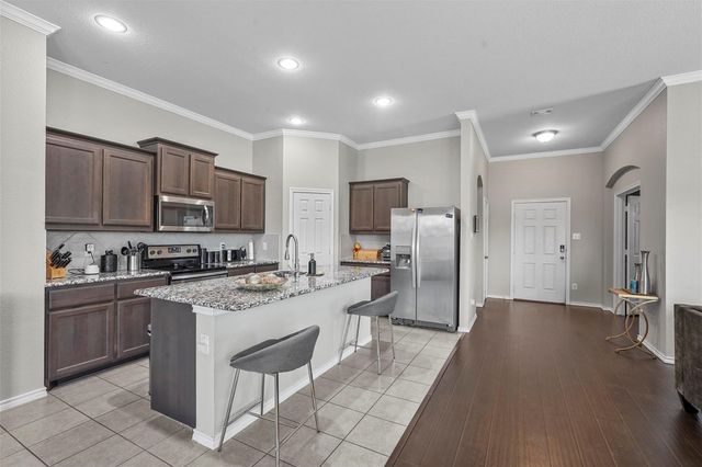 1948 Day Break Drive, Lancaster, TX 75146