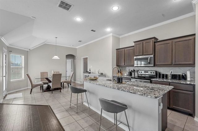 1948 Day Break Drive, Lancaster, TX 75146