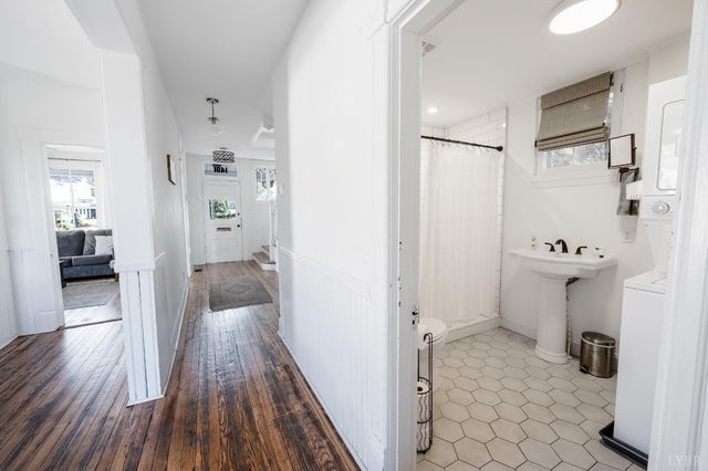 1401 Grace Street, Lynchburg, VA 24504