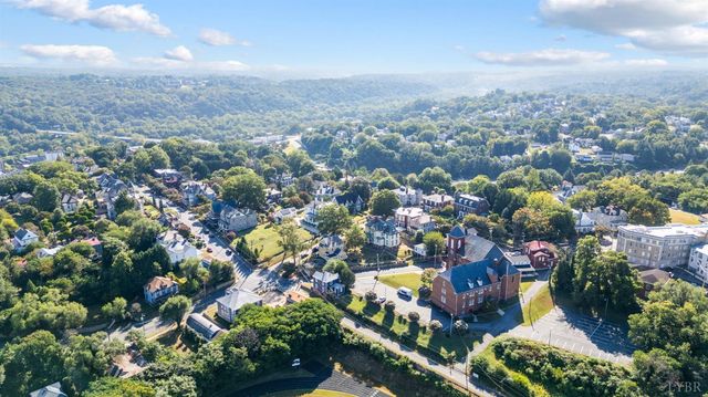 1401 Grace Street, Lynchburg, VA 24504