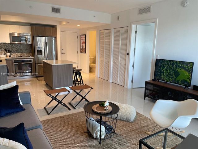5300 Paseo Blvd 1007, Doral, FL 33166