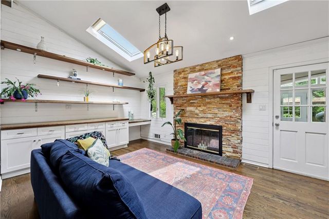 4295 King Valley Drive SE, Smyrna, GA 30082