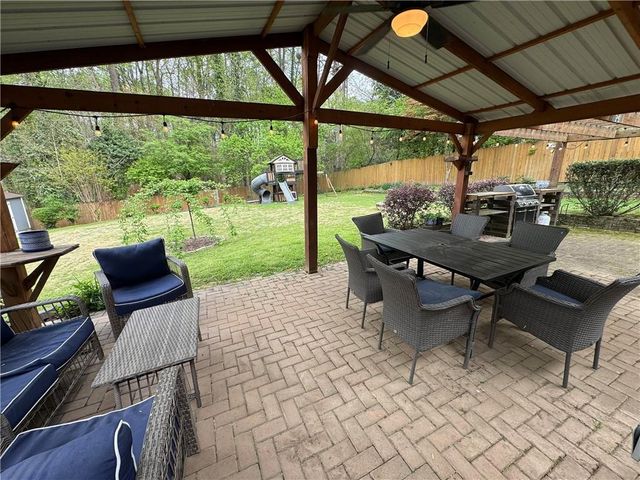 4295 King Valley Drive SE, Smyrna, GA 30082