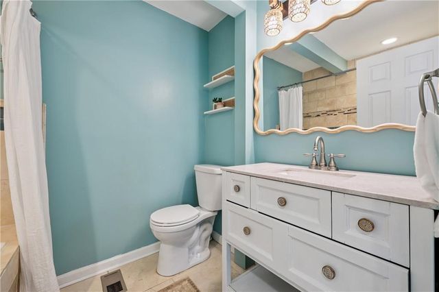 4295 King Valley Drive SE, Smyrna, GA 30082