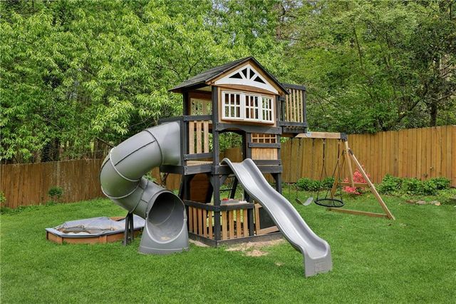 4295 King Valley Drive SE, Smyrna, GA 30082