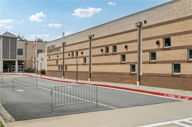 4295 King Valley Drive SE, Smyrna, GA 30082