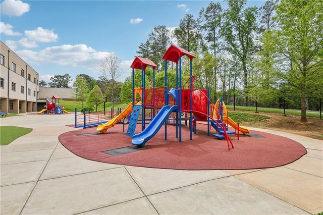 4295 King Valley Drive SE, Smyrna, GA 30082