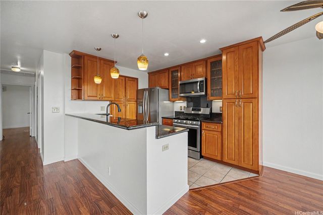 98-1911 Kaahumanu Street N 92, Aiea, HI 96701