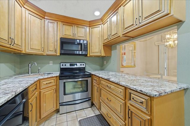 2666 PINE RIDGE WAY N C2, Palm Harbor, FL 34684