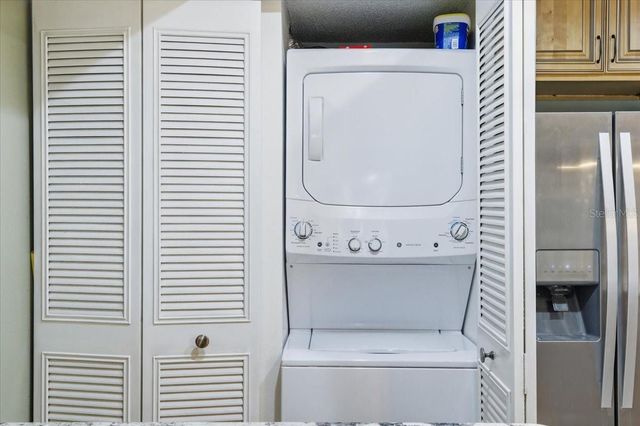 2666 PINE RIDGE WAY N C2, Palm Harbor, FL 34684