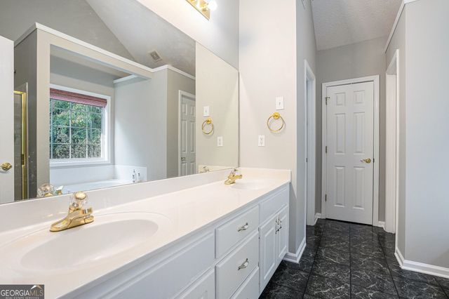 3765 Brushy Wood Drive, Loganville, GA 30052