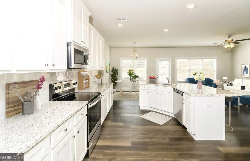 24 Creekwater Drive 093B, Acworth, GA 30101