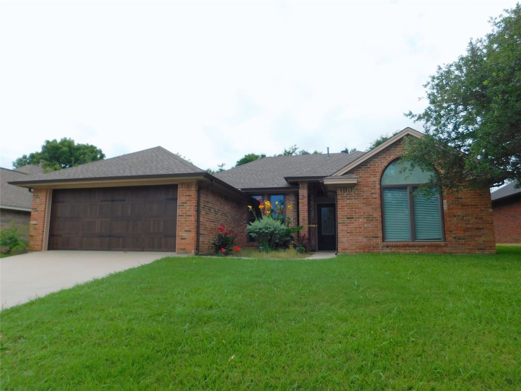 2529 John Drive, Denton, TX 76207