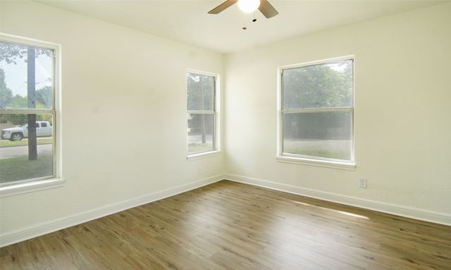 619 9th Street, Terrell, TX 75160