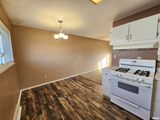 2209 KENSINGTON Drive, Peoria, IL 61614