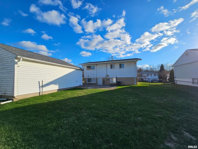 2209 KENSINGTON Drive, Peoria, IL 61614