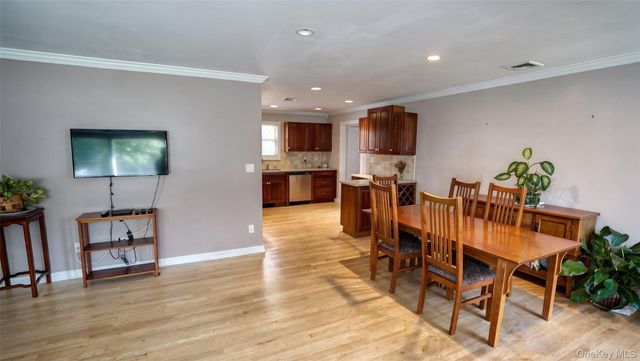 15 Marianna Place, East Islip, NY 11730