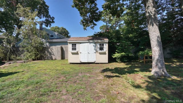 15 Marianna Place, East Islip, NY 11730