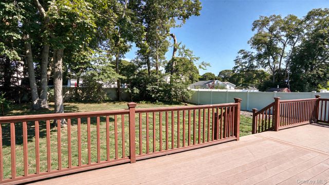 15 Marianna Place, East Islip, NY 11730