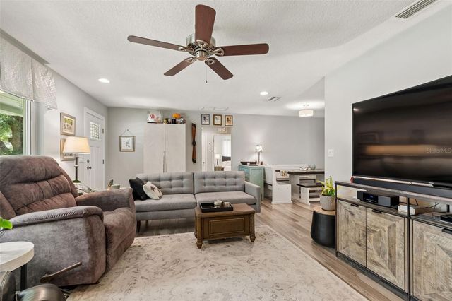 1207 KAPOK CIRCLE, Clearwater, FL 33759