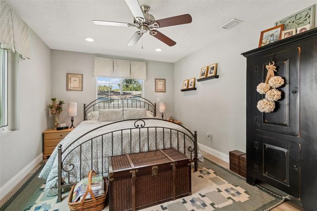 1207 KAPOK CIRCLE, Clearwater, FL 33759