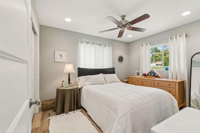 1207 KAPOK CIRCLE, Clearwater, FL 33759