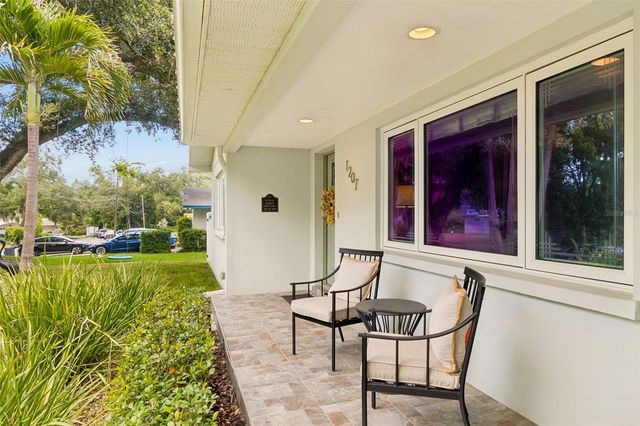 1207 KAPOK CIRCLE, Clearwater, FL 33759