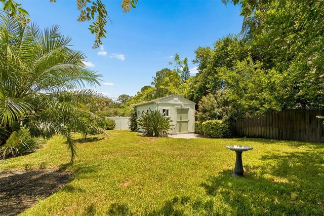 1207 KAPOK CIRCLE, Clearwater, FL 33759