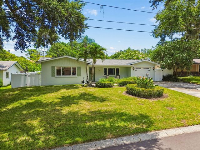 1207 KAPOK CIRCLE, Clearwater, FL 33759