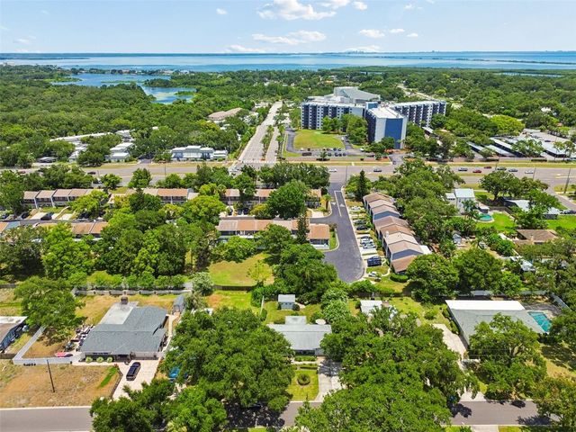 1207 KAPOK CIRCLE, Clearwater, FL 33759
