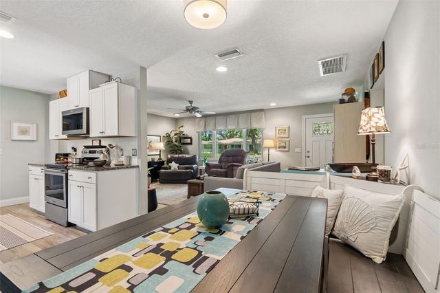 1207 KAPOK CIRCLE, Clearwater, FL 33759