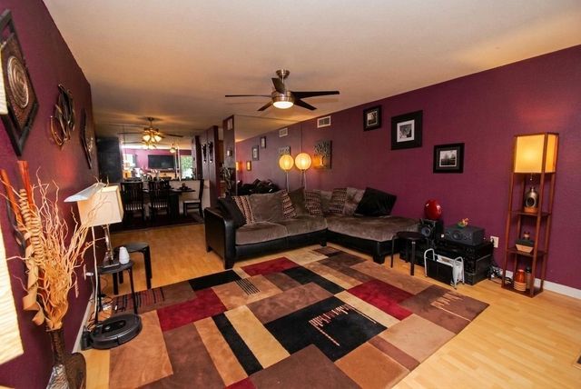 9797 Leawood Boulevard 302, Houston, TX 77099