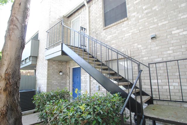 9797 Leawood Boulevard 302, Houston, TX 77099