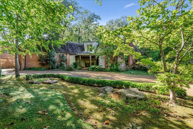 311 E CHERRY CIR, Memphis, TN 38117