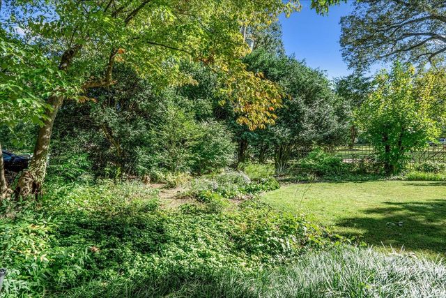 311 E CHERRY CIR, Memphis, TN 38117