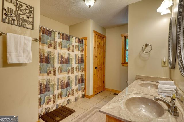 75 Carol Lane, Ellijay, GA 30540