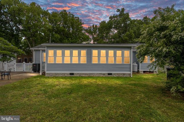 315 LAWRENCE LN, Colonial Beach, VA 22443