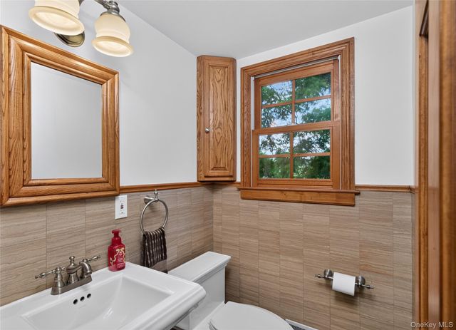 7 Overlook Road, Dobbs Ferry, NY 10522