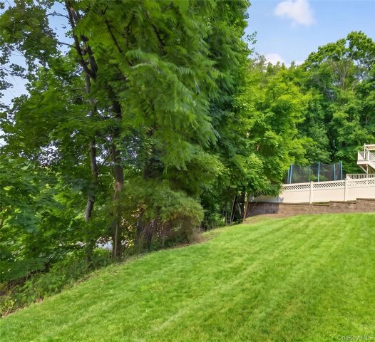 7 Overlook Road, Dobbs Ferry, NY 10522