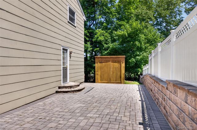 7 Overlook Road, Dobbs Ferry, NY 10522
