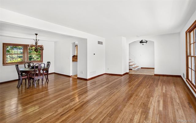 7 Overlook Road, Dobbs Ferry, NY 10522