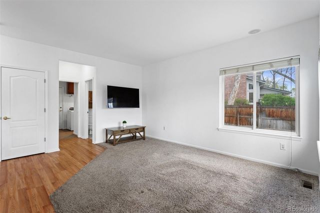 8026 S Yukon Way, Littleton, CO 80128