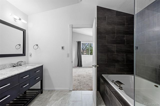 8026 S Yukon Way, Littleton, CO 80128