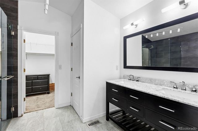 8026 S Yukon Way, Littleton, CO 80128