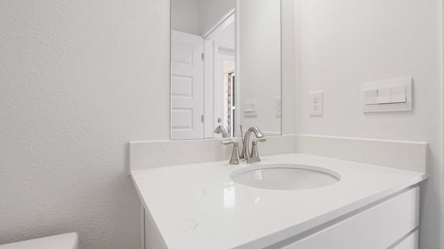 48 W Farm Owl Drive, Freeport, FL 32439