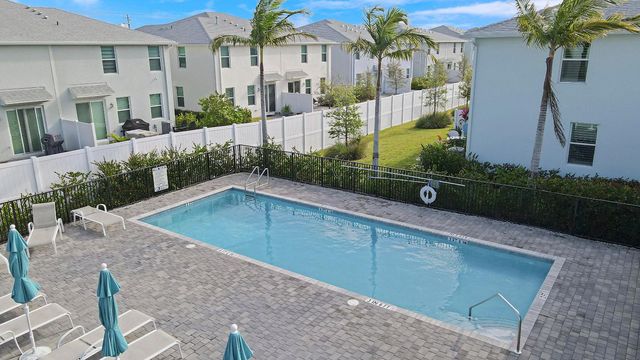 166 Osprey Preserve Boulevard, Jensen Beach, FL 34957