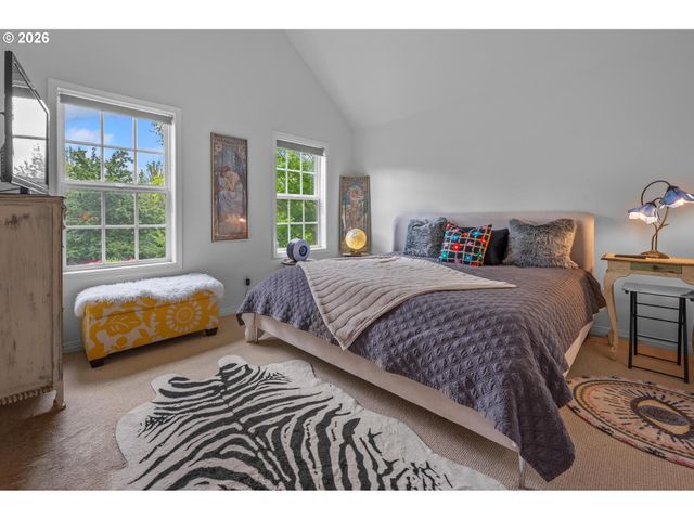 2314 Nw EDGEWOOD Pl 38, Portland, OR 97229